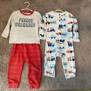 Old Navy valentine 💌 Pajama Sets